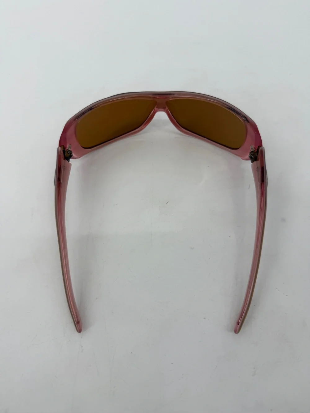 Oakley stylish wrap